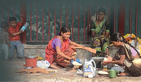 ஏழைகளை  வறுமையிலிருந்து மீட்டெடுக்க
காங்கிரஸின் ‘நியாய்’ திட்டம் உதவுமா?