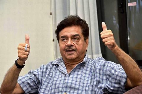 மோடியால் ஒத்திகை பார்க்காமல் பேச முடியாது: சத்ருகன் சின்ஹா கிண்டல்