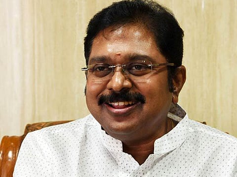 ஹாட்லீக்ஸ் : மறுத்தார் தங்கம், மடக்கினார் தினகரன்!