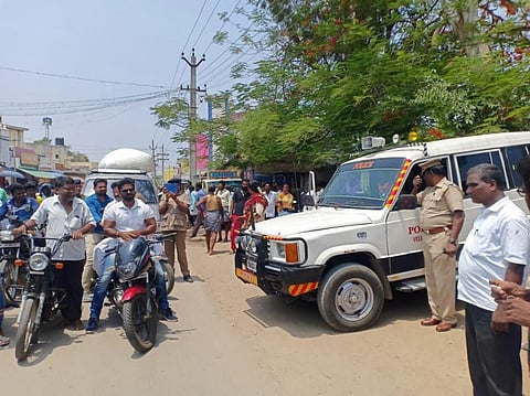 மனைவி, குழந்தைகளை நினைத்து வாகனங்களை ஓட்ட வேண்டும்: வைரலாகும் காவல் ஆய்வாளரின் வீடியோ