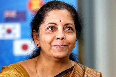சிறிய வங்கிகள் பெரிய வங்கிகளோடு இணைக்கப்படும் - 2019-20 பட்ஜெட்டில் அதிரடி வங்கிச் சீர்திருத்தங்கள்