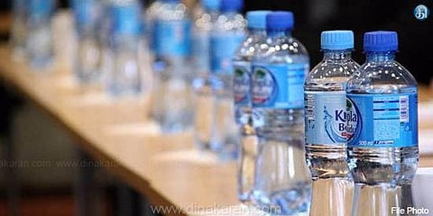 தேனியில் வெயில் குறைந்து பருவநிலை மாறியது:  மினரல்வாட்டர் விற்பனை 25 % சரிவு 