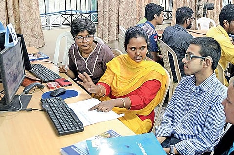 பொறியியல் கலந்தாய்வு: எப்படித் தேர்ந்தெடுப்பது?