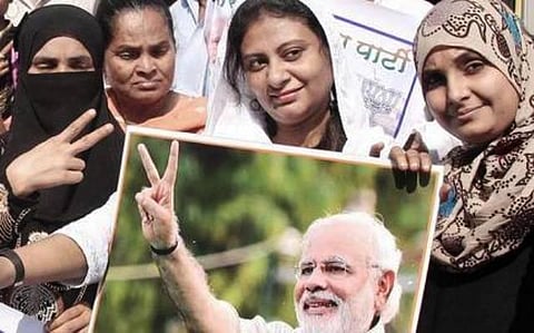 முத்தலாக் உள்பட 10 அவசரச் சட்டங்களின் நகல்களும் நாடாளுமன்ற இரு அவைகளில் தாக்கல்