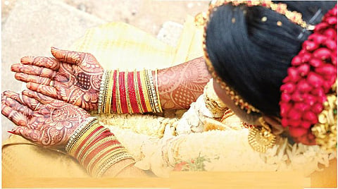 வாழ்ந்து காட்டுவோம் 10: கைம்பெண்களின் 
கலக்கம் தீர்க்கும் உதவி
