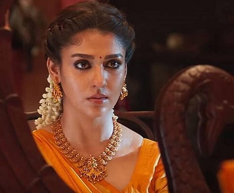 ராதாரவி சர்ச்சைப் பேச்சின்போது நடிகர் சங்கத்தைக் கேள்வி கேட்ட நயன்தாரா: தேர்தலில் வாக்களிக்காதது ஏன்?