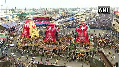 பூரி ஜெகந்நாதர் கோயில் ரத யாத்திரை தொடக்கம்: லட்சக்கணக்கில் பக்தர்கள் திரண்டனர்