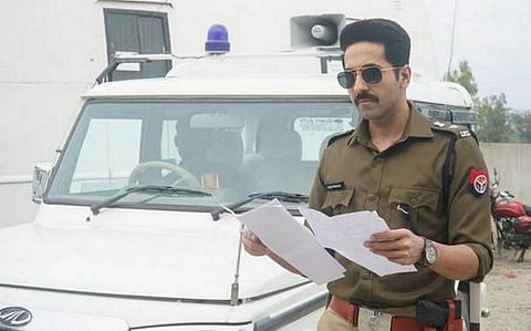‘ஆர்டிகிள் 15’ சர்ச்சை: தணிக்கைச்சான்றை ரத்துசெய்யக் கோரி மனு: உரிய அதிகாரிகளை அணுக உச்ச நீதிமன்றம் அறிவுறுத்தல்