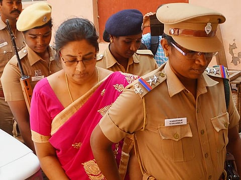 நிர்மலாதேவி வழக்கை சிபிஐக்கு மாற்றக்கோரிய மனு தள்ளுபடி: உயர் நீதிமன்ற மதுரை கிளை உத்தரவு