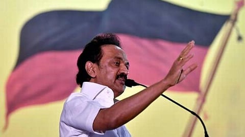 புதிய கல்விக் கொள்கை குறித்த திமுக ஆய்வுக் குழு அறிக்கை ஸ்டாலினிடம் ஒப்படைப்பு