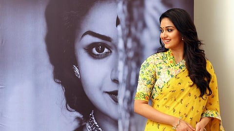 அம்மாவுக்கு அர்ப்பணிக்கிறேன்; எதிர்பார்க்காத ஒன்று: கீர்த்தி சுரேஷ் நெகிழ்ச்சி