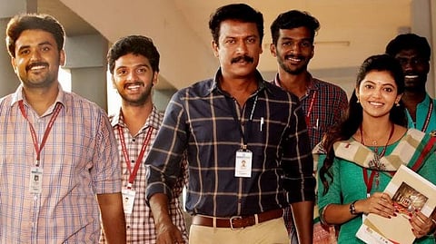 'அடுத்த சாட்டை' வெளியீட்டில் சிக்கல்: ட்விட்டரில் சமுத்திரக்கனி - லிப்ரா நிறுவனம் வார்த்தைப் போர்!