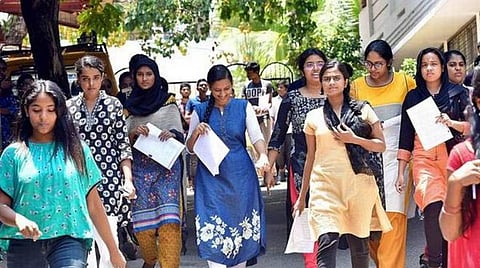 நாடு முழுவதும் அடுத்த 2 ஆண்டுகளுக்கு புதிய பொறியியல் கல்லூரிகள் தொடங்க அனுமதி இல்லை: சென்னையில் ஏஐசிடிஇ தலைவர் அறிவிப்பு