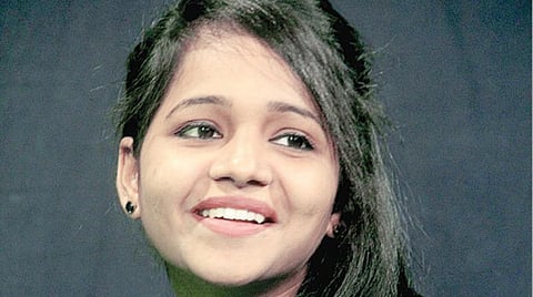 சினிமா செய்தி வாசிப்பது அஞ்சலி!