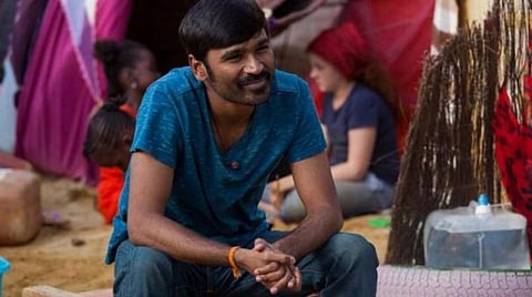 ‘பதாய் ஹோ’ தமிழ் ரீமேக்கில் தனுஷ்?