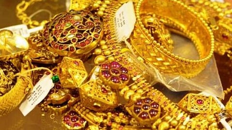 தங்கம் விலை சரிவு பவுனுக்கு ரூ.224 குறைந்தது﻿