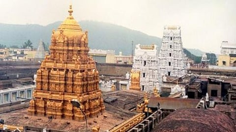 ஏழுமலையான் கோயிலில் அறங்காவலர்கள் பொறுப்பேற்பு
