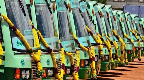 அரசு போக்குவரத்து கழகங்களுக்கு ஓரிரு நாட்களில் 450 புதிய பேருந்துகள்: முதல்வர் பழனிசாமி தொடங்கி வைக்கிறார் 