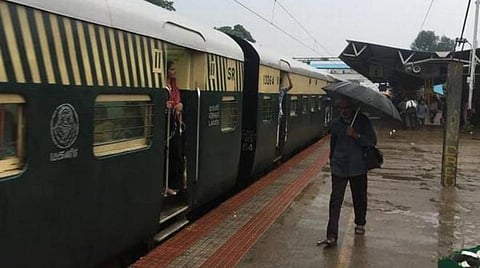தண்டவாள பராமரிப்பு பணி காரணமாக செங்கல்பட்டு தடத்தில் 29-ம் தேதி 44 ரயில்களின் சேவை ரத்து 