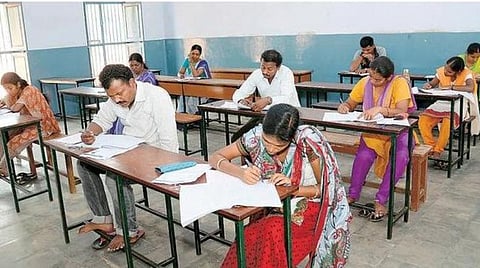 தமிழ் வழி இட ஒதுக்கீடு; தமிழ் வழியில் படித்த சான்றிதழ் பெறாவிட்டால் தகுதி இல்லை: உயர் நீதிமன்றம் தெளிவு
