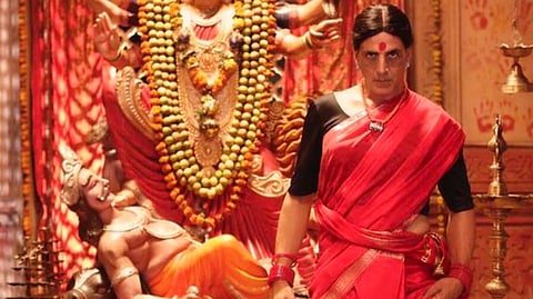 'காஞ்சனா' இந்தி ரீமேக்: அக்‌ஷய் குமாரின் திருநங்கை லுக் வெளியீடு