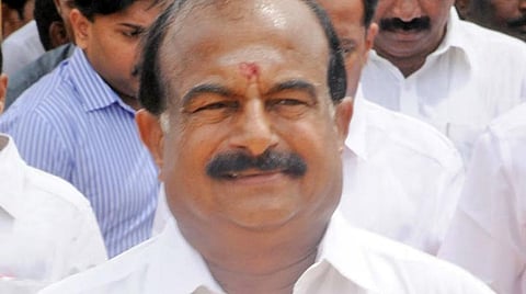பட்டாசு வெடிக்க நேரக் கட்டுப்பாடு; அஜினமோட்டோவுக்குத் தடையா?- அமைச்சர் கருப்பணன் விளக்கம்