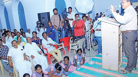 தமிழர்களின் வரலாறு கி.மு.300-க்கும் முந்தையது என்பதை அறிய கீழடியில் முழுமையாக அகழாய்வு நடத்துவது அவசியம்: தொல்லியல் ஆய்வாளர் அமர்நாத் ராமகிருஷ்ணா வலியுறுத்தல்