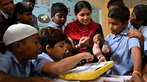விஜயதசமியில் மாணவர் சேர்க்கை நடத்த அனுமதி ﻿