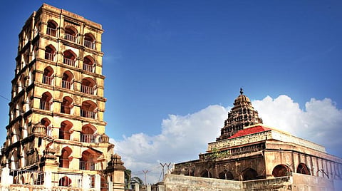 அந்நியர் காலகட்டத்திலும் ஆட்சிமொழியாக தமிழ்?