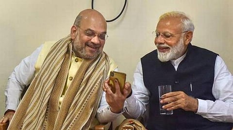 அமித் ஷாவுக்கு பிறந்தநாள்: பிரதமர் மோடி ட்விட்டரில் வாழ்த்து