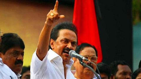 குட்காவில் காண்பித்த தீவிரத்தை டெங்கு தடுப்பு நடவடிக்கையில் காட்டுங்கள்: அமைச்சர் விஜயபாஸ்கருக்கு ஸ்டாலின் வலியுறுத்தல்