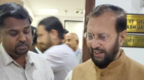 மேட்டூர் கெம்பிளாஸ்ட் ஆலையை நிரந்தரமாக மூட திமுக வலியுறுத்தல்: மத்திய அமைச்சர்களிடம் தர்மபுரி எம்.பி. மனு