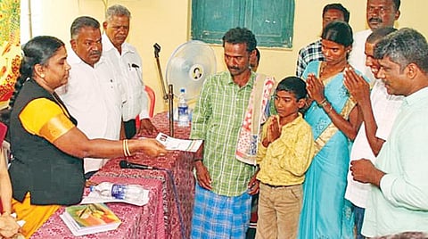 மனநலம் பாதிக்கப்பட்டு பிரிந்த நிலையில்﻿ ﻿10 ஆண்டுகளுக்குப் பிறகு குணமடைந்து குடும்பத்தினருடன் இணைந்த இளைஞர்﻿