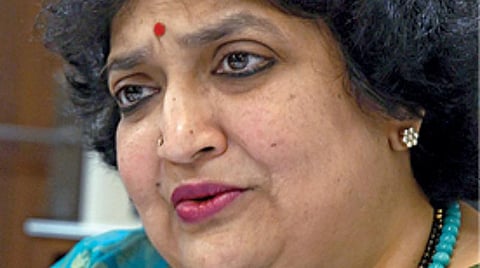 தொழில்நுட்பம் இல்லாதது வேதனை: லதா ரஜினி