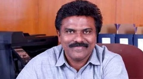 ஆழ்துளை கிணற்றில் தவறி விழும் குழந்தையை மீட்கும் கருவி கண்டுபிடித்தால் ரூ.5 லட்சம் பரிசு: ஐடி துறை முதன்மை செயலர் அறிவிப்பு