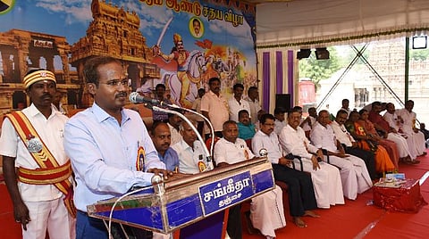 தஞ்சாவூர் பெரிய கோயிலில் ராஜராஜ சோழனின் 1034-வது ஆண்டு சதய விழா தொடக்கம்: இன்று இசை, நாட்டியம், ஒலி - ஒளிக் காட்சிகள்