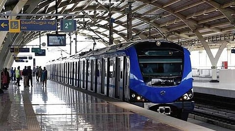 பயணிகளின் வசதிக்காக 19 மெட்ரோ ரயில் நிலையங்களில் 32 ஏடிஎம்கள் அமைப்பு: சென்னை மெட்ரோ ரயில் நிறுவன அதிகாரிகள் தகவல்