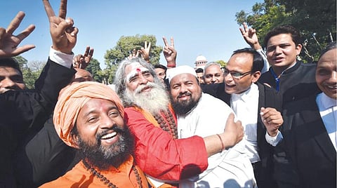 அயோத்தி வழக்கில் மேல்முறையீடு செய்வதில் முஸ்லிம் தலைவர்களிடையே கருத்து வேறுபாடு