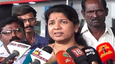 ஸ்டாலின் 'சர்வாதிகாரி ஆவேன்' எனச் சொன்னது கட்சி நலனுக்காக: கனிமொழி விளக்கம்