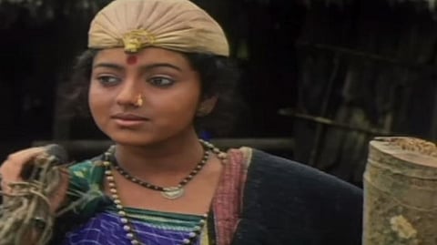 த்வீபா திரைப்படக் காட்சிகள்.