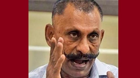ஆவணங்களை உயர் அதிகாரியிடம் உடனே ஒப்படைக்க வேண்டும்; பொன்.மாணிக்கவேலுக்கு உச்ச நீதிமன்றம் உத்தரவு: டிச.2-ம் தேதிக்கு வழக்கு ஒத்திவைப்பு