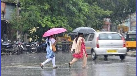 குமரிக்கடல் அருகே வளிமண்டல மேலடுக்கு சுழற்சி; தமிழகத்தில் சில மாவட்டங்களுக்கு மழை வாய்ப்பு: வானிலை ஆய்வு மையம்