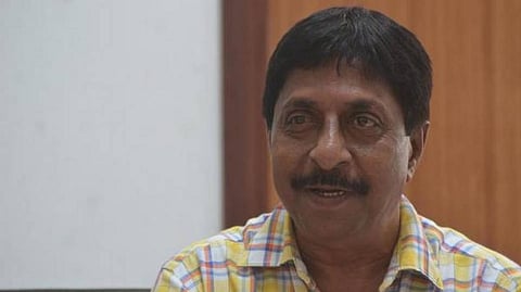 மூத்த மலையாள நடிகர் ஸ்ரீனிவாசன் மருத்துவமனையில் அனுமதி