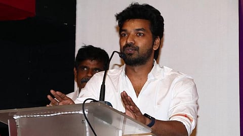 படப்பிடிப்புக்குத் தாமதமாகச் செல்கிறேனா? - நடிகர் ஜெய் விளக்கம்