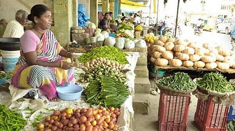 இனி ஏழைகளுக்கும் எட்டும் விலையில் காய்கறிகள், பழங்கள்: கிராமத்திற்கு 12 ஹெக்டேர் சாகுபடியை அதிகரிக்க தமிழக அரசு சிறப்பு திட்டம் அறிவிப்பு