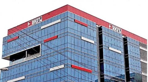 திவாலான டிஹெச்எஃப்எல் என்சிஎல்டிக்கு மாற்றம்: ரிசர்வ் வங்கி நடவடிக்கை