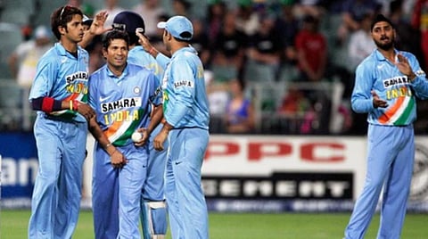 2006-ம் ஆண்டில் ஜோகன்ஸ்பர்க்கில நடந்த டி20 போட்டியில் விளையாடிய இந்திய அணி: கோப்புப்படம்