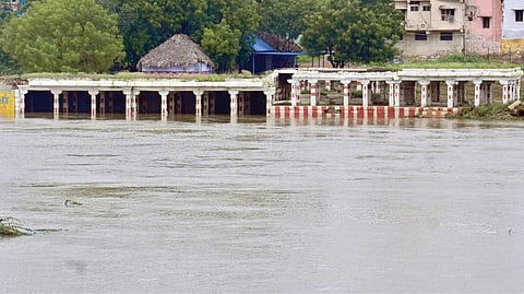 நெல்லை மாவட்டத்தில் மழை குறைந்ததால்﻿ ﻿தாமிரபரணியில் வெள்ளம் தணிந்தது﻿