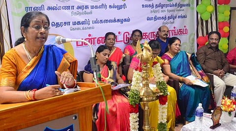'பெண்களுக்கு ஆண்களை மதிக்கத் தெரிய வேண்டும்':  அன்னை தெரசா பல்கலைக்கழக துணைவேந்தர் பேச்சு