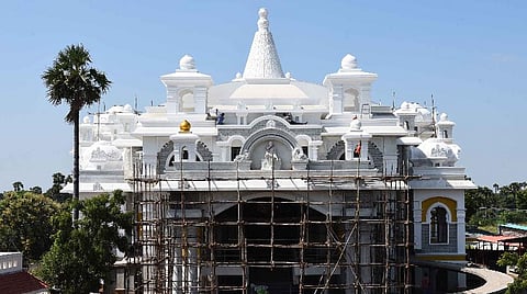 ரூ.7 கோடி செலவில் 15 ஆயிரம் சதுர அடி பரப்பளவில் சமயபுரம் அருகே ஷீரடி சாய்பாபாவுக்கு பிரம்மாண்ட கோயில்: நிறைவடையும் நிலையில் கட்டுமானப் பணிகள்; ஜன.20-ல் குடமுழுக்கு